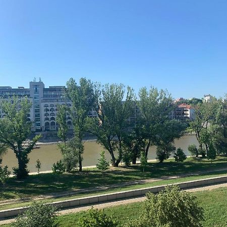 Appartamento Gem In Gyor - Free Parking Esterno foto